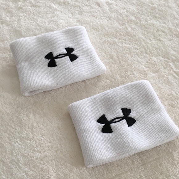 Under Armour 3" Performance Wristband - Picture 1 of 2
